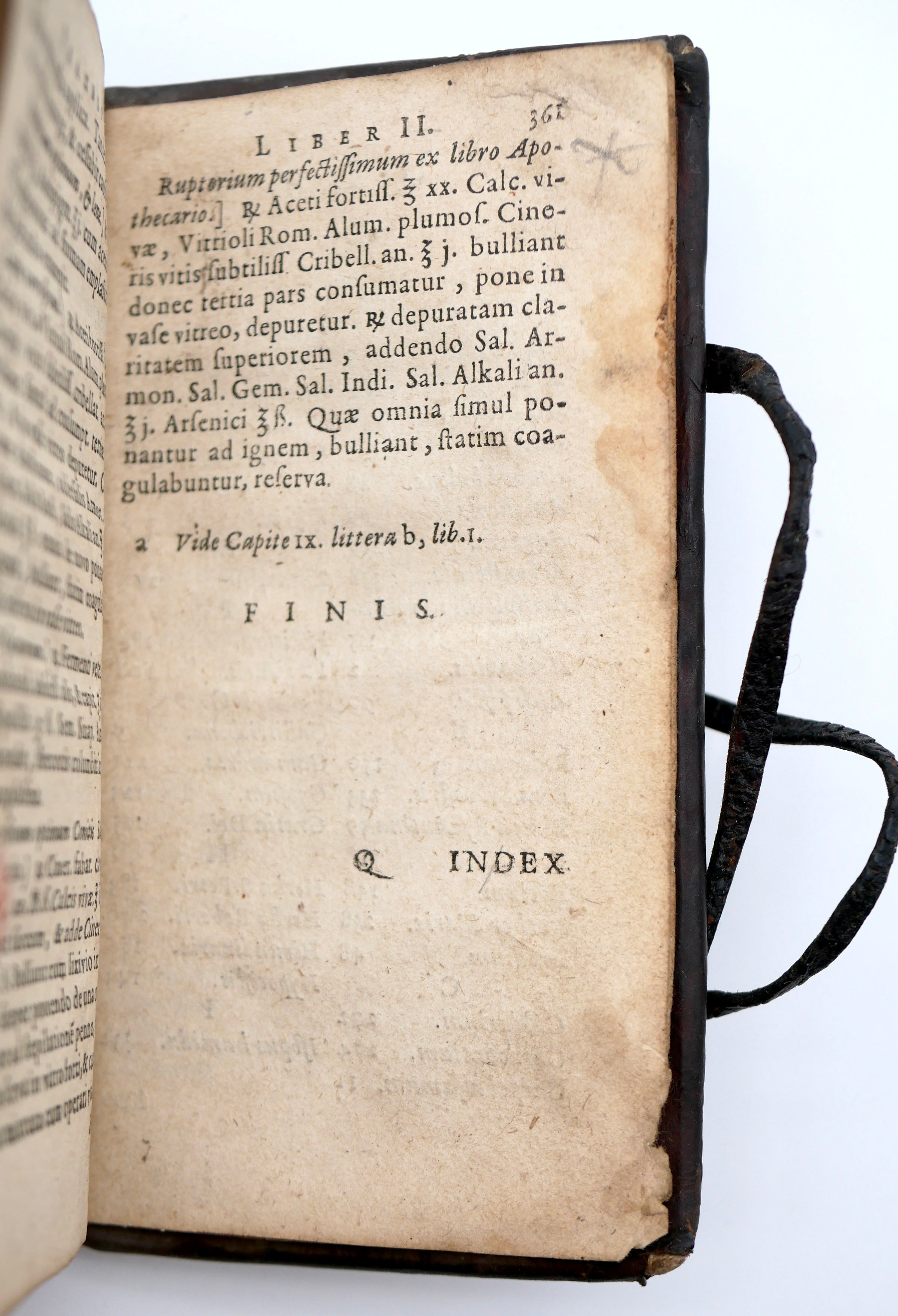 STOCKER, Johannes. Praxis Aurea, Leiden 1657 — The Earliest Western Prescription for Filling a Tooth with Amalgam, in Toll's Final Recension