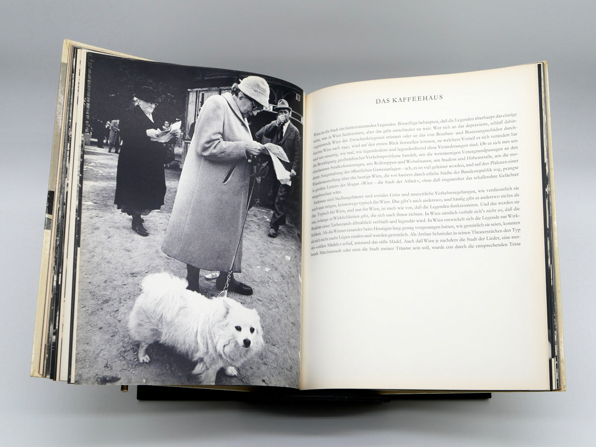 Wien. Vorstadt Europas — Signed by Franz Hubmann — Zürich, Artemis, 1963, First Edition