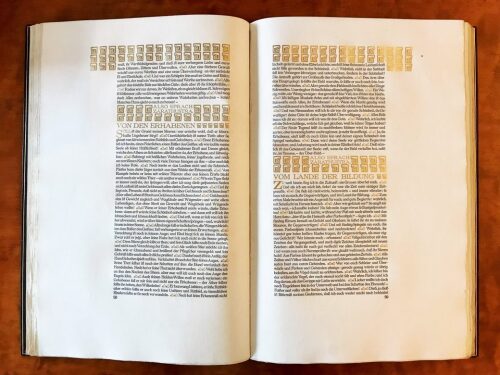 Text opening in Georges Lemmen's type, gold paragraph marks