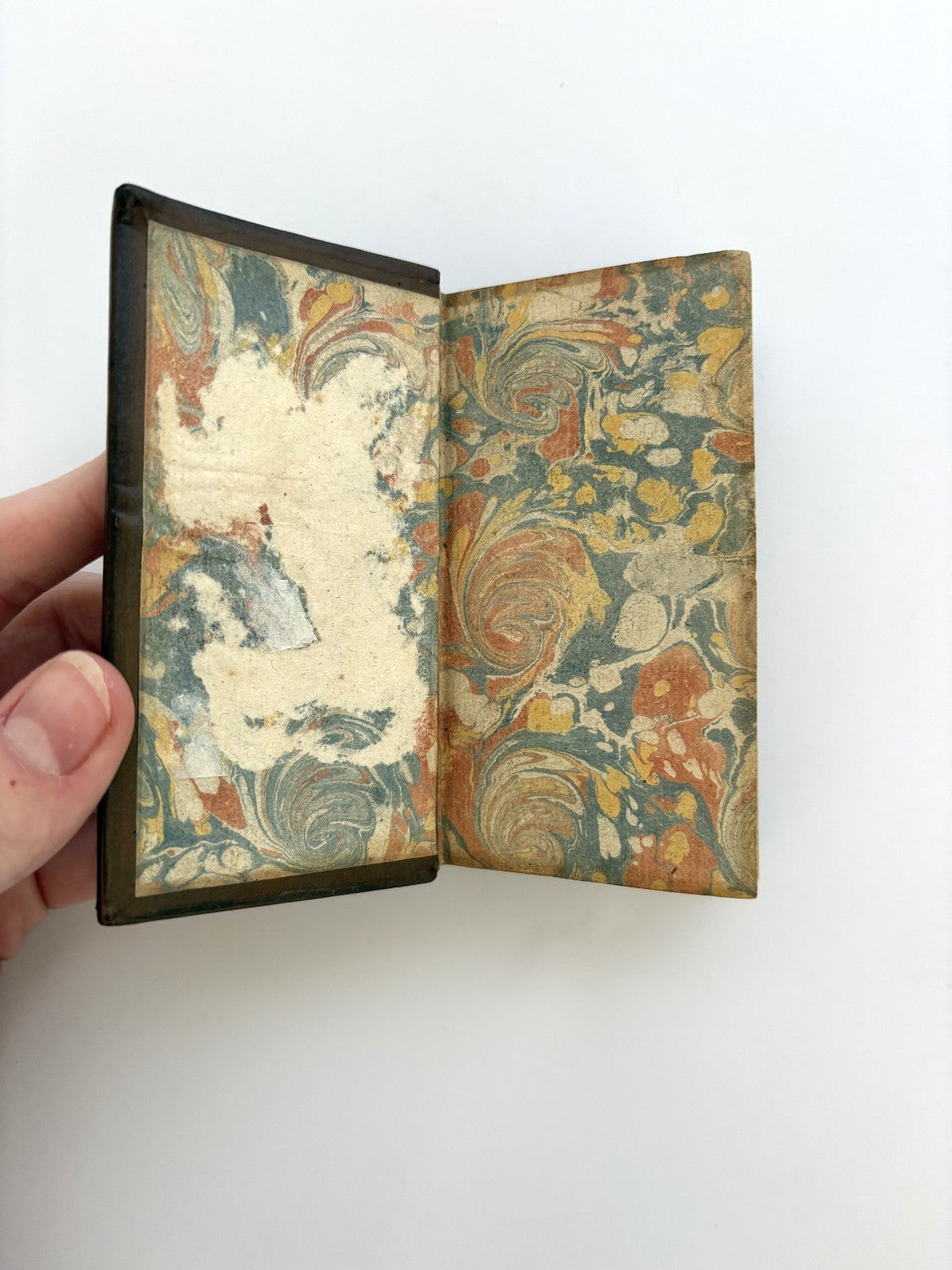Thomas Smith, De Republica Anglorum, 1641 — Elzevir Press, 12mo